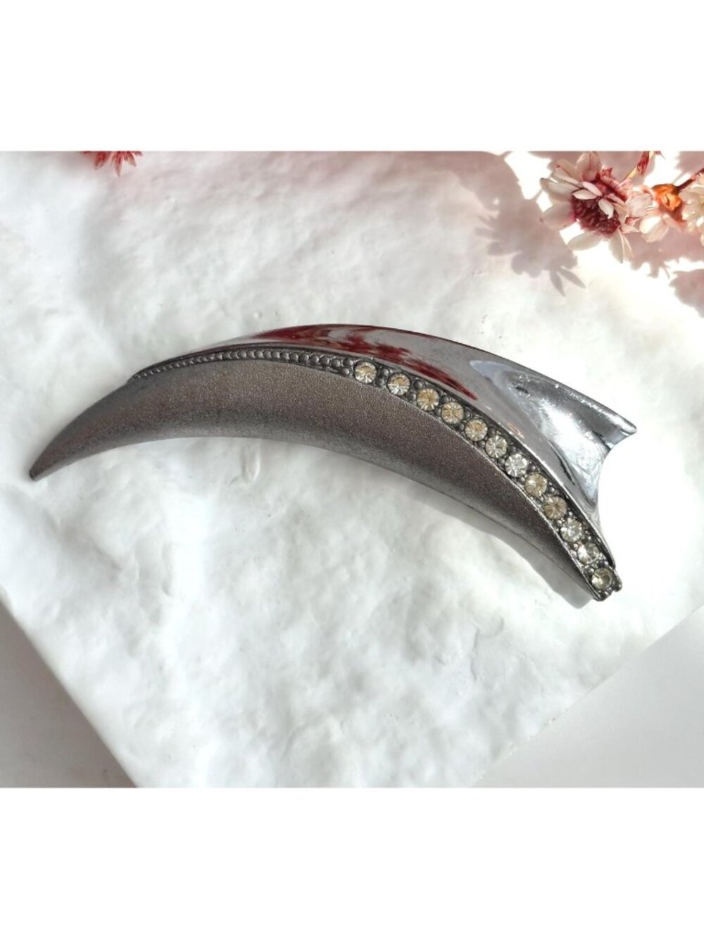Curved Wing | Claw Shaped Vintage Silver Toned Rhinestone Modernist Brooch Pin